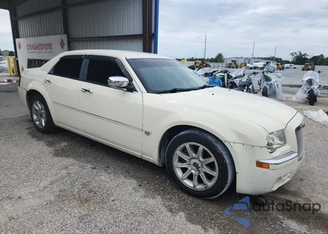 2005 Chrysler 300C из США, поврежденный, VIN 2C3JA63H75H544900